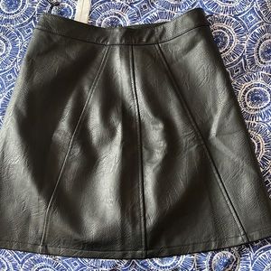 ZARA Black “Leather” Miniskirt, size small. NWT. Two snaps and zipper in back